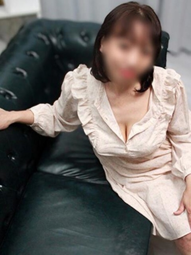 鶯谷人妻デリヘル【熟女の風俗最終章 鶯谷店】潮田